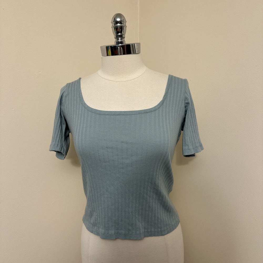 Gravel & Gold Light Blue Ribbed Scoop Neck Short Sleeve Top Size 2/M